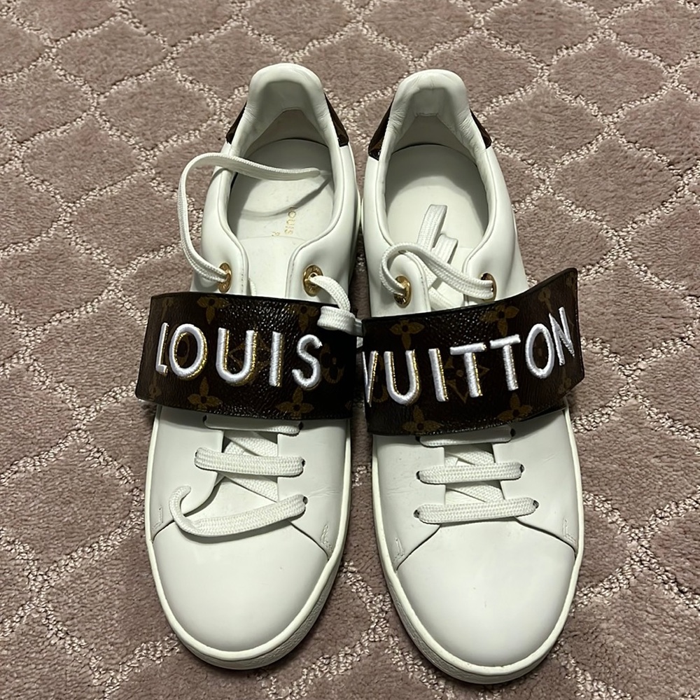 Louis Vuitton front row sneakers